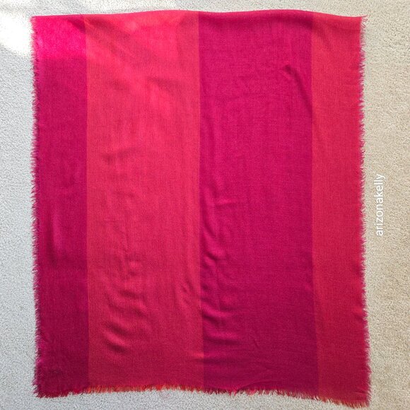 Loro Piana 70 Cashmere/30 Silk Oblong Scarf *READ* - Picture 8 of 14